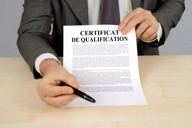 1 : Les certifications et qualifications nécessaires pour devenir courtier immobilier