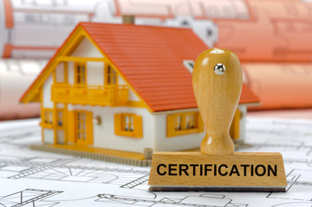 Quelles certifications sont nécessaires pour devenir coutier immobilier ?