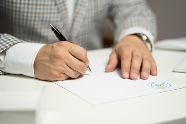 Comment arrêter un contrat avec une agence immobilière? : Guide complet 2025